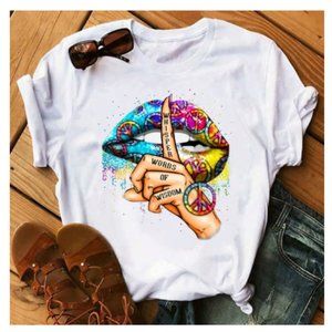 White Whisper Words of Wisdom T-Shirt Tee Woman's NWOT Large School